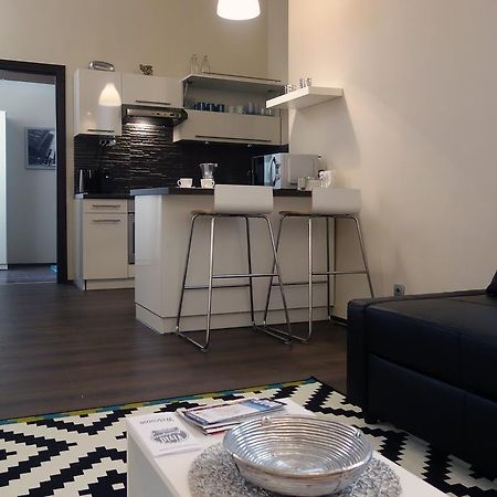 Vivid Csengery Apartment Budapest Bilik gambar