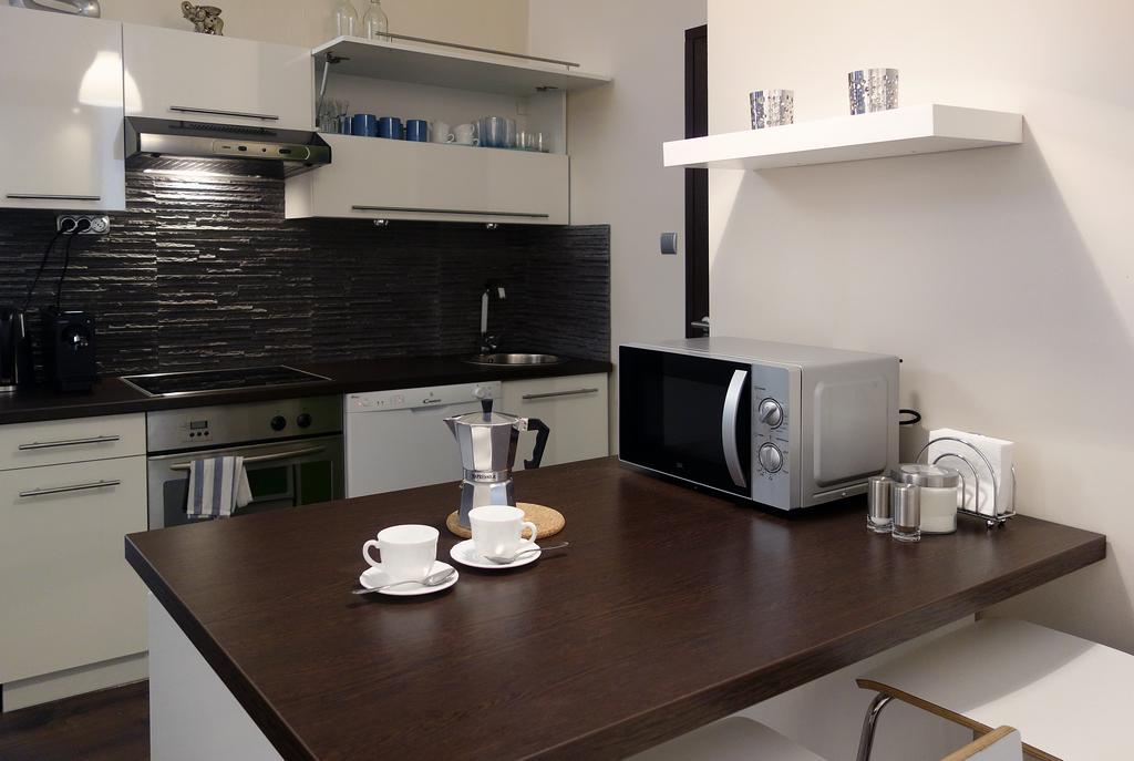 Vivid Csengery Apartment Budapest Bilik gambar